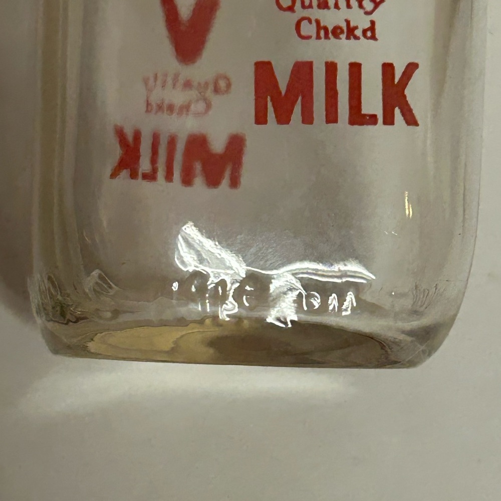 Vintage Hygeia Dairy One Pint Glass Milk Bottle **Collectible - Picture 5 of 9